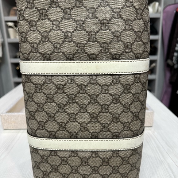 SOLD! Authentic GUCCI GG canvas tote bag - Picture 8 of 11